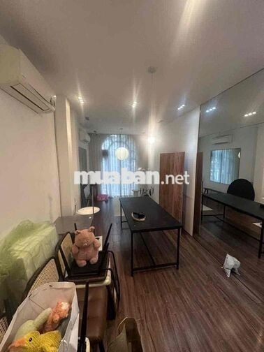 Cho thuê nhà mặt tiền Nguyễn Đình Chiểu Quận 3 | DT 3,5x10 | giá 2x