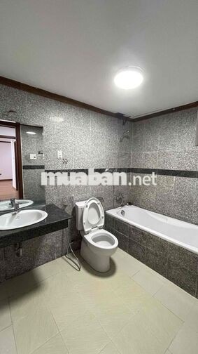 căn 2 phòng ngủ - 2 vệ sinh - 94m2 - ngay trung tâm Đà Nẵng