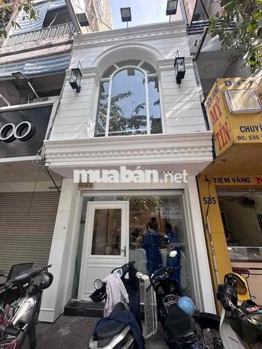 Cho thuê nhà mặt tiền Nguyễn Đình Chiểu Quận 3 | DT 3,5x10 | giá 2x