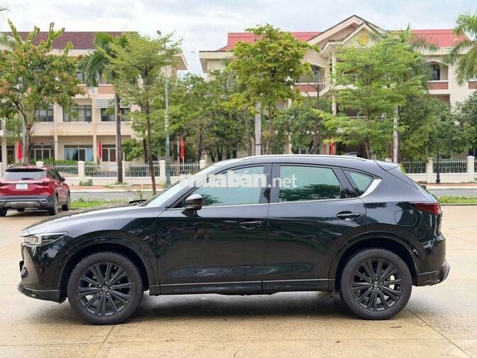 Mazda CX-5 2.0 Premium Sport 2026 Đen