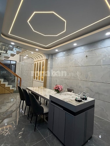 CHỦ KẸT TIỀN CẦN BÁN GẤP NHÀ 4 TẤM MỚI- HẺM XE HƠI- NGAY PHÚ LÂM
