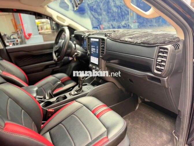 Ford Ranger 2025 xe lướt, vay Ngân Hàng 75%