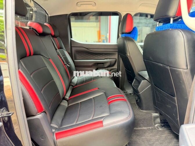 Ford Ranger 2025 xe lướt, vay Ngân Hàng 75%