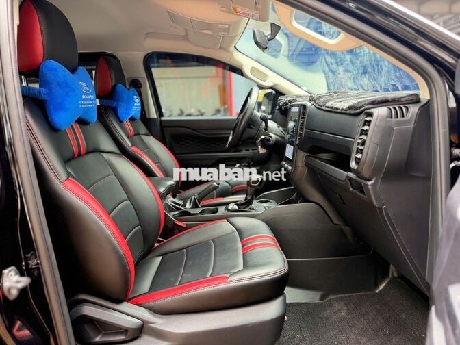 Ford Ranger 2025 xe lướt, vay Ngân Hàng 75%