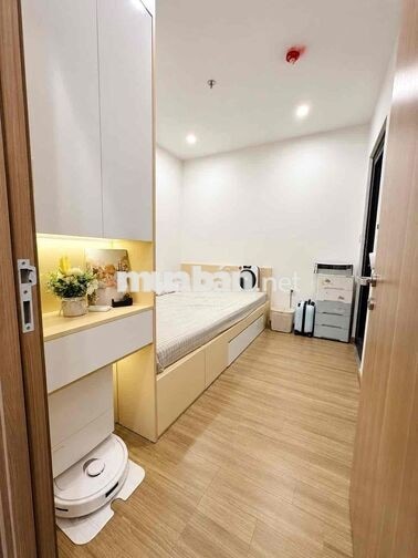 Cần bán gấp 2n2 SA1 55m Full đồ 3.99 tỷ Vinhomes Smart City