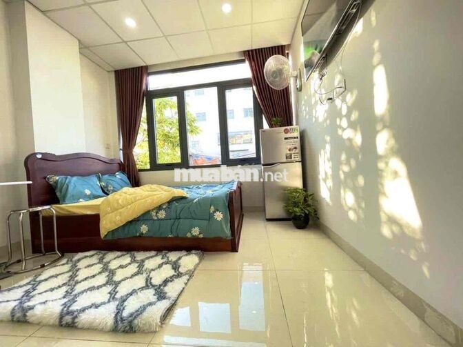 PHÒNG BAN CÔNG GIÁ RẺ NGAY CẠNH ETOWN CỘNG HOÀ, TÂN BÌNH