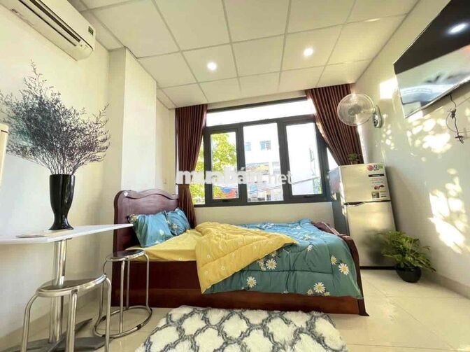 PHÒNG BAN CÔNG GIÁ RẺ NGAY CẠNH ETOWN CỘNG HOÀ, TÂN BÌNH