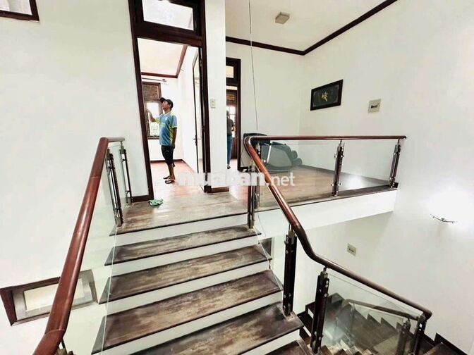 CHO THUÊ BIỆT THỰ PHẠM HUY THÔNG - DƯƠNG QUÃNG HÀM, GÒ VẤP