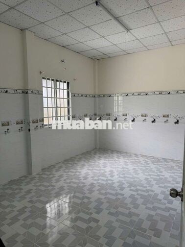 Nhà Mặt Tiền 10x39 cấp 4 3pn 2wc