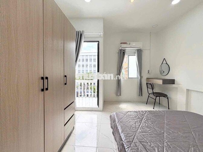 1PN BAN CÔNG - PHÒNG KHÁCH - TÁCH BẾP 50M2 FULL NỘI THẤT NGAY Q10
