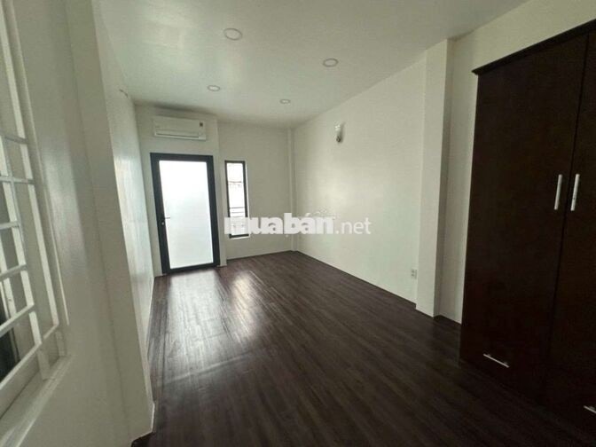 NHÀ ĐẸP 4 TẦNG - GÓC 2 MT - CÓ MÁY LẠNH 