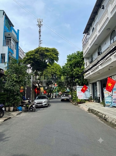 Nhà đẹp - 4 tầng Trần Thái Tông - Diện tích: 57 m2 - Khu vực văn minh