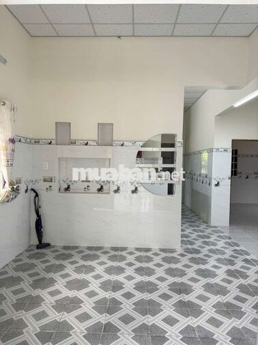 Nhà Mặt Tiền 10x39 cấp 4 3pn 2wc