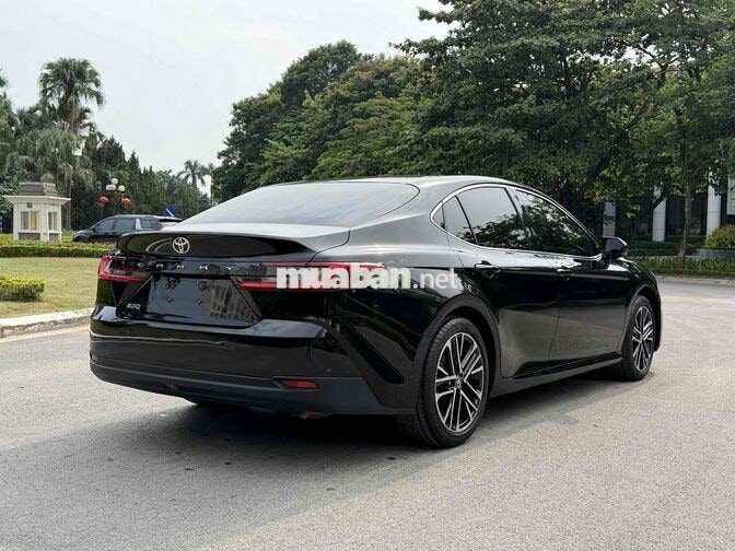 CẦN BÁN TOYOTA CAMRY 2.0Q MODEL 2025 SIÊU MỚI