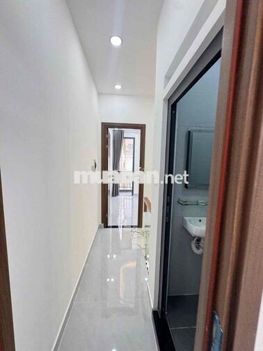 Bán gấp Nhà đẹp 2 Tầng Bình Long BTân 24m2 hẻm 3m nhỉnh 3tỷ xíu