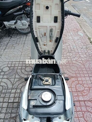 Yamaha Sirius Trắng,Màu Hót,Xăng Cơ, Date 2009