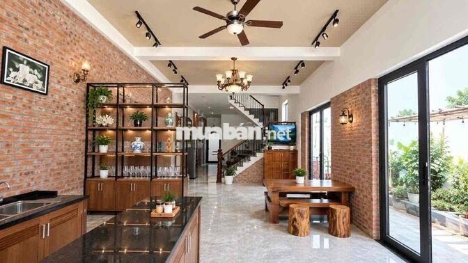 Cho thuê nhà 2 tầng đẹp đường Bùi Trang Chước- Hoà Xuân