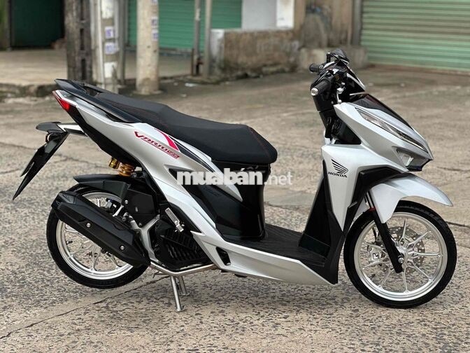 Honda Vario 125 màu Bạc