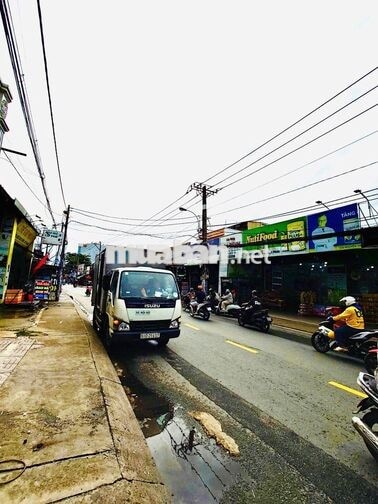 CHO THUÊ NHÀ MẶT TIỀN ĐƯỜNG NGUYỄN THỊ TÚ 8X25M CÓ 1 LỬNG 