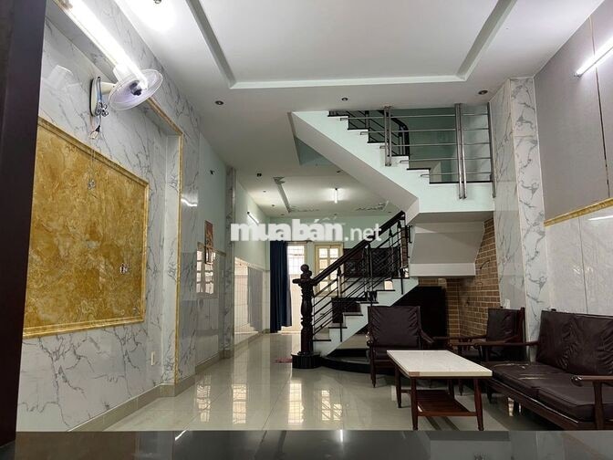 NHÀ ĐẸP BÌNH LỢI – 4x17M – 2PN 3WC – GIÁ CHỈ 17TR/THÁNG