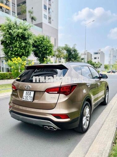 Hyundai Santafe 2017 2.4L 4WD Nâu 80.000 km 1Chủ