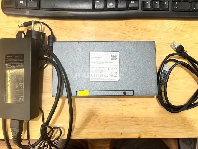 Cân bằng tải Router Ruijie Reyee còn BH 08.2028