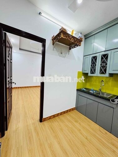 cc mini 6tầng , cho thuê P302 ngõ 27 đường võ chí công