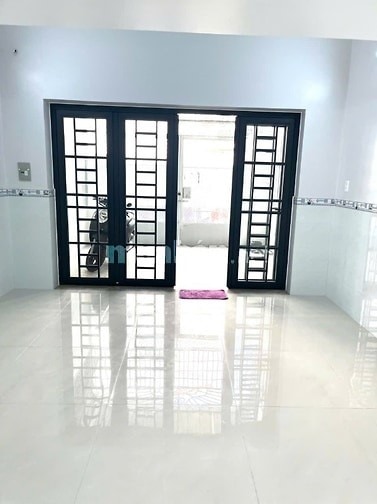 Bán hoặc cho thuê nhà đường Nguyễn Đình Chiểu, P.Đức Nhuận, hẻm xe tải
