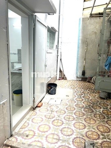 Bán hoặc cho thuê nhà đường Nguyễn Đình Chiểu, P.Đức Nhuận, hẻm xe tải