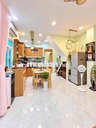 NHÀ 50m2 - HẺM XE HƠI - GẦN NGUYỄN KIỆM - CÔNG VIÊN GIA ĐỊNH