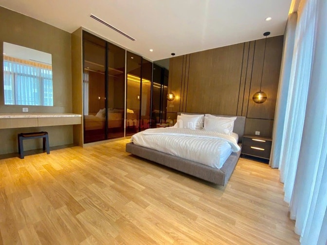 Penthouse Satra -205m2, 4PN, 3WC, Nội Thất Cao Cấp Giá thuê 48.5tr/th