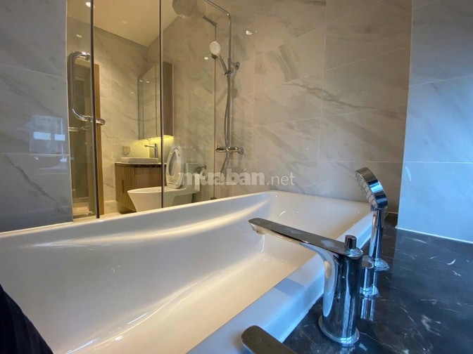 Penthouse Satra -205m2, 4PN, 3WC, Nội Thất Cao Cấp Giá thuê 48.5tr/th