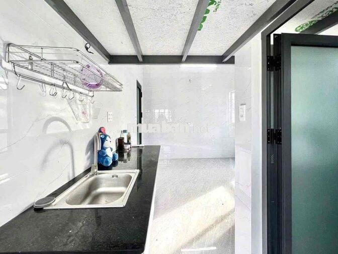 Duplex cửa sổ thoáng nhà mới, HUB gần UTE, Ngã Tư Thủ Đức, Lê Văn Viêt