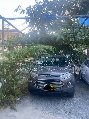 MUA XE MỚI CẦN BÁN NGAY FORD ECOSPORT TITAN 2016 ĐÀ NẴNG 276TR