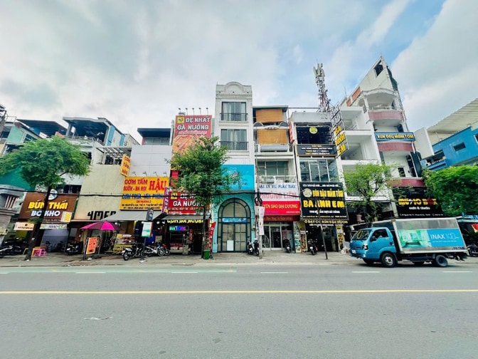 CHO THUÊ NHÀ 44 NGUYỄN GIA TRÍ (D2 ) - Khu Tập Trung Nhiều Trường ĐH
