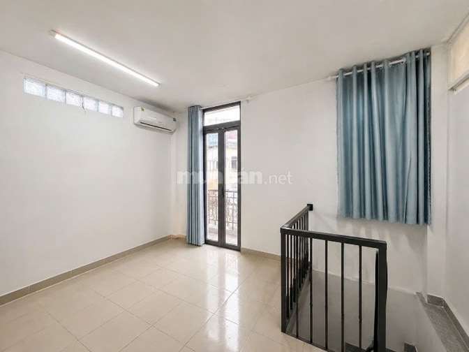 Bán nhà Thích Quảng Đức F5 Phú Nhuận- 4 Tầng- 4,9 Tỷ