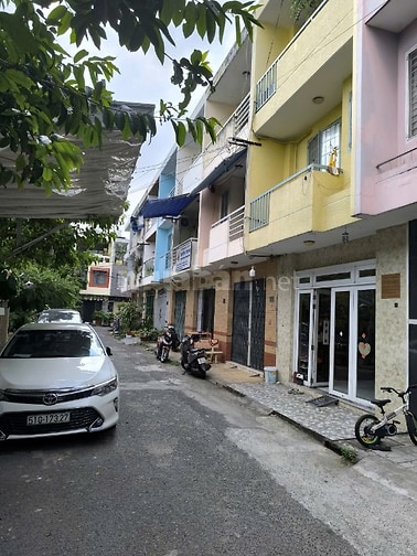Chính chủ bán nhà khu dân cư cao cấp