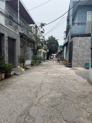 Nhà Trường Chinh, ĐHT: DT: 4x11, 2 tầng lầu
