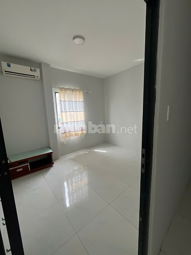 Cho thuê nhà hẻm 3 gác máy , 3 phòng ngủ  