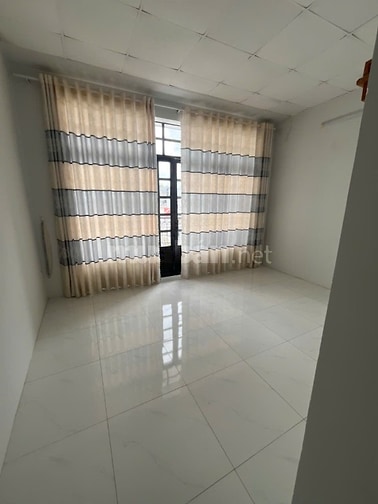 Cho thuê nhà hẻm 3 gác máy , 3 phòng ngủ  
