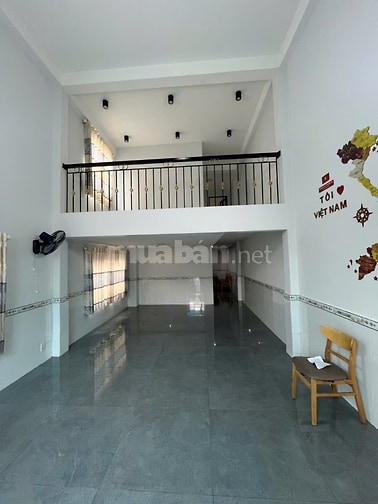 Cho thuê nhà hẻm 3 gác máy , 3 phòng ngủ  