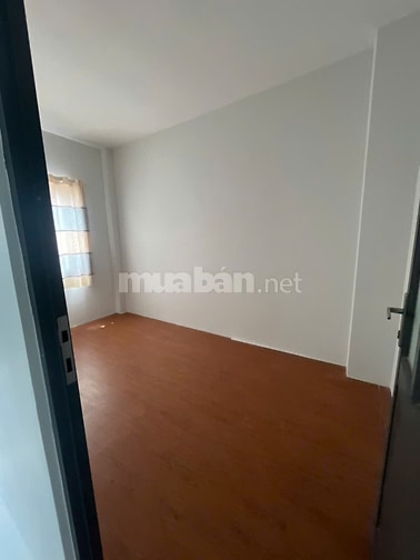 Cho thuê nhà hẻm 3 gác máy , 3 phòng ngủ  