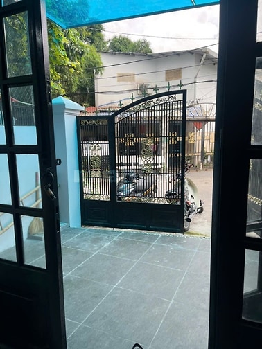 Cho thuê nhà hẻm 3 gác máy , 3 phòng ngủ  