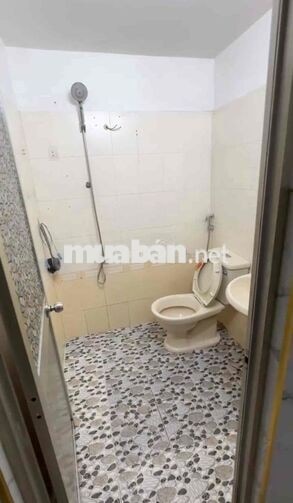 12,5 tr - nguyên căn 3 tầng Ng Tiểu La -3PN 3WC-3,2x11m- ở hay kdol ok