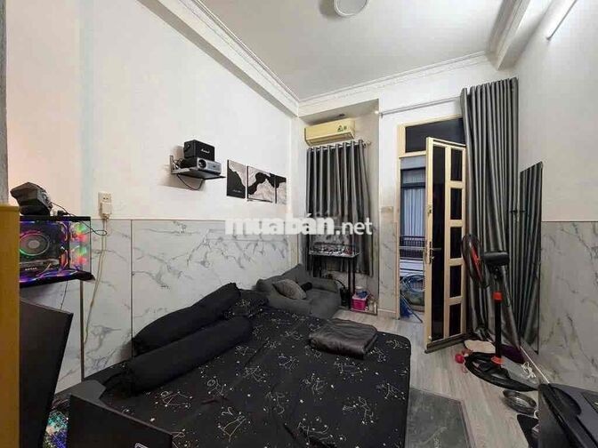12,5 tr - nguyên căn 3 tầng Ng Tiểu La -3PN 3WC-3,2x11m- ở hay kdol ok
