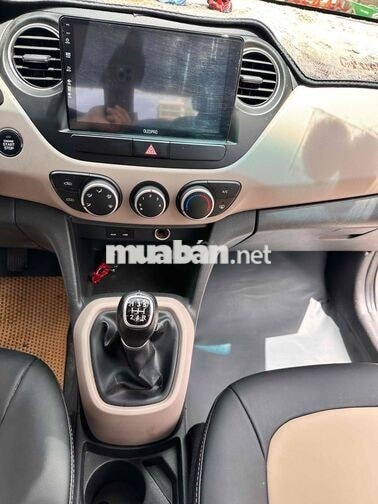 Hyundai i10 2014 1.0 MT Full Số sàn Bạc