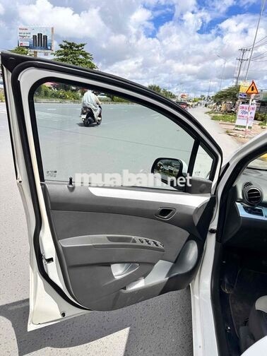 Chevrolet Spark LTZ 2015 1.0 AT Trắng