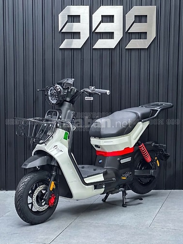 Type 3 Pro, Diora, Sonco Vespa Dior Xe điện hóa đơn đăng kiểm cầm tay.