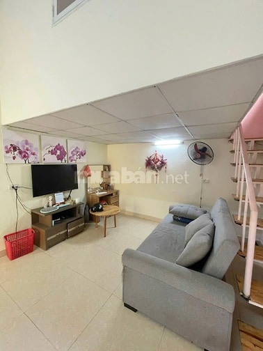 CHO THUÊ NHÀ NGÕ 189 HOÀNG HOA THÁM- 6,5 TRIỆU 