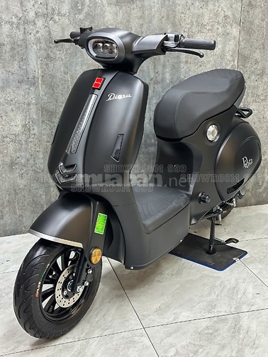 Type 3 Pro, Diora, Sonco Vespa Dior Xe điện hóa đơn đăng kiểm cầm tay.
